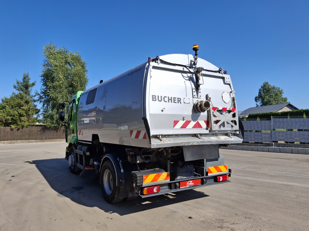 RENAULT Middlum 270 DXI Zamiatarka Kehrmaschine BUCHER Karcher L/R 2 Silniki 2 Motoren - Balayeuse de voirie: photos 3 RENAULT Middlum 270 DXI Zamiatarka Kehrmaschine BUCHER Karcher L/R 2 Silniki 2 Motoren - Balayeuse de voirie: photos 3