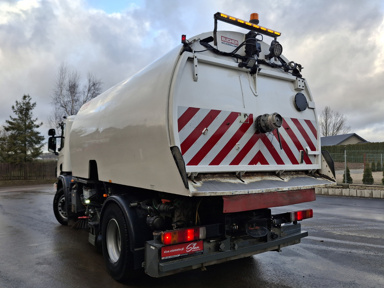 SCANIA 94G Zamiatarka Kehrmaschine BUCHER L/R Frontbürste 2 Motoren Odchwaszczarka Przednia Szczotka - Balayeuse de voirie: photos 5 SCANIA 94G Zamiatarka Kehrmaschine BUCHER L/R Frontbürste 2 Motoren Odchwaszczarka Przednia Szczotka - Balayeuse de voirie: photos 5