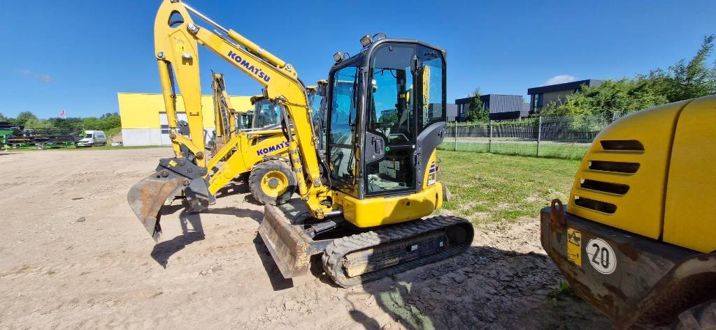 Komatsu PC 26 MR - Mini pelle: photos 4 Komatsu PC 26 MR - Mini pelle: photos 4