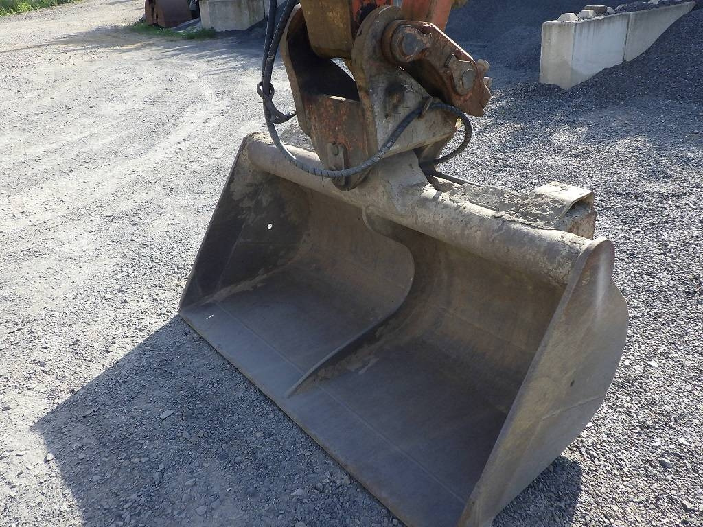 Atlas 1605 M  - Pelle sur pneus: photos 5 Atlas 1605 M  - Pelle sur pneus: photos 5