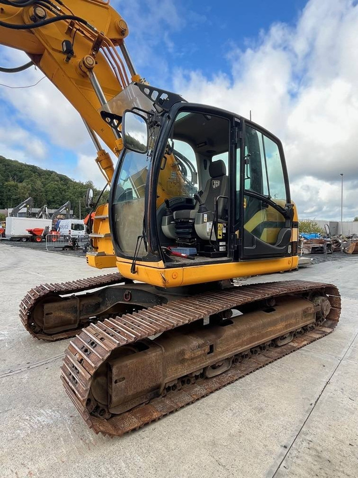 JCB JZ 235 LC - Pelle sur chenille: photos 2 JCB JZ 235 LC - Pelle sur chenille: photos 2