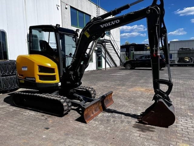 Volvo EC 35 D - Mini pelle: photos 2 Volvo EC 35 D - Mini pelle: photos 2