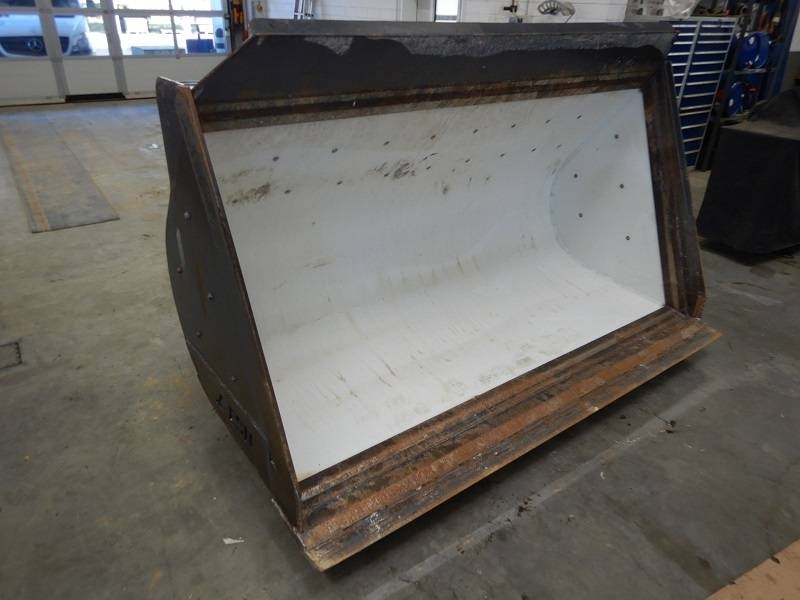 Volvo Schaufel Festanbau für L70H, L90H - Godet pour Engins de chantier: photos 2 Volvo Schaufel Festanbau für L70H, L90H - Godet pour Engins de chantier: photos 2