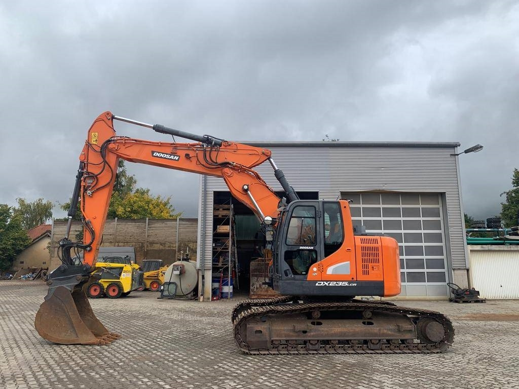 Doosan DX 235 LCR-5 - Pelle sur chenille: photos 2 Doosan DX 235 LCR-5 - Pelle sur chenille: photos 2