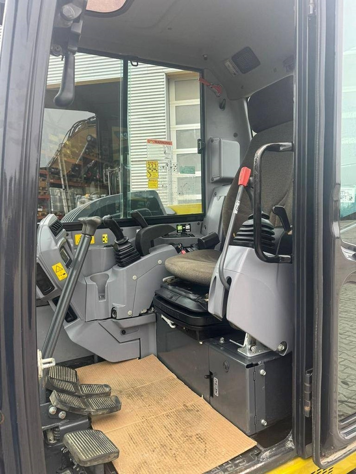 Mini pelle Kubota KX080-4@: photos 10