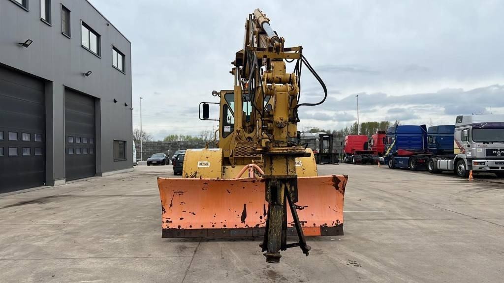 CAT 814  - Bulldozer: photos 4 CAT 814  - Bulldozer: photos 4