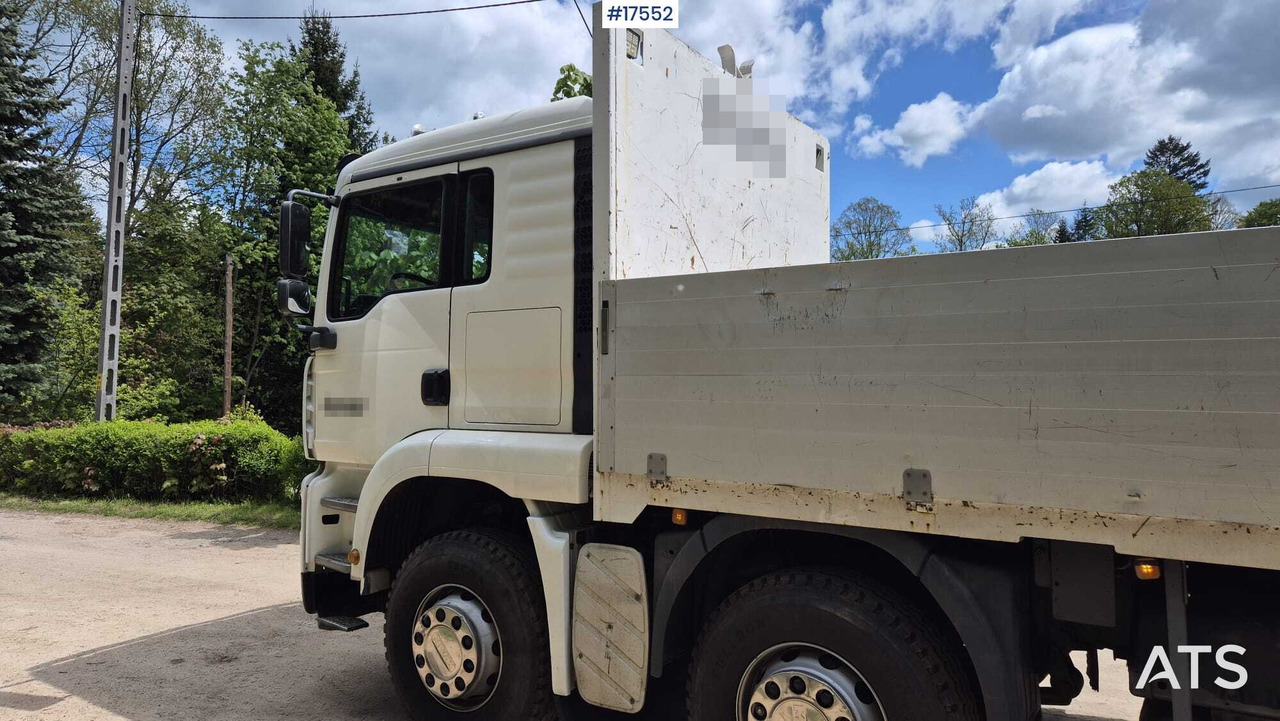 Box truck MAN 35.430 (2005) with HDS PALFINGER PK23002 (2005) - Camion fourgon: photos 5 Box truck MAN 35.430 (2005) with HDS PALFINGER PK23002 (2005) - Camion fourgon: photos 5