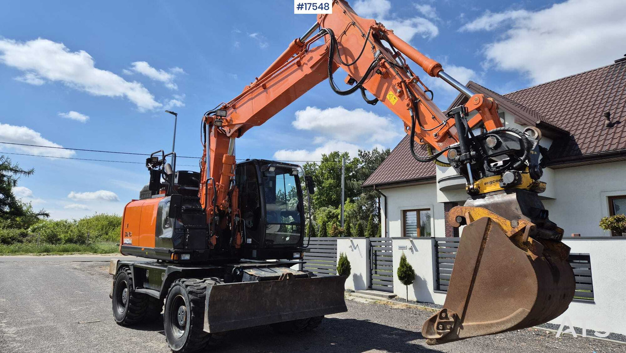 HITACHI ZX140W-6 Wheel Excavator (2019) - Pelle sur pneus: photos 4 HITACHI ZX140W-6 Wheel Excavator (2019) - Pelle sur pneus: photos 4