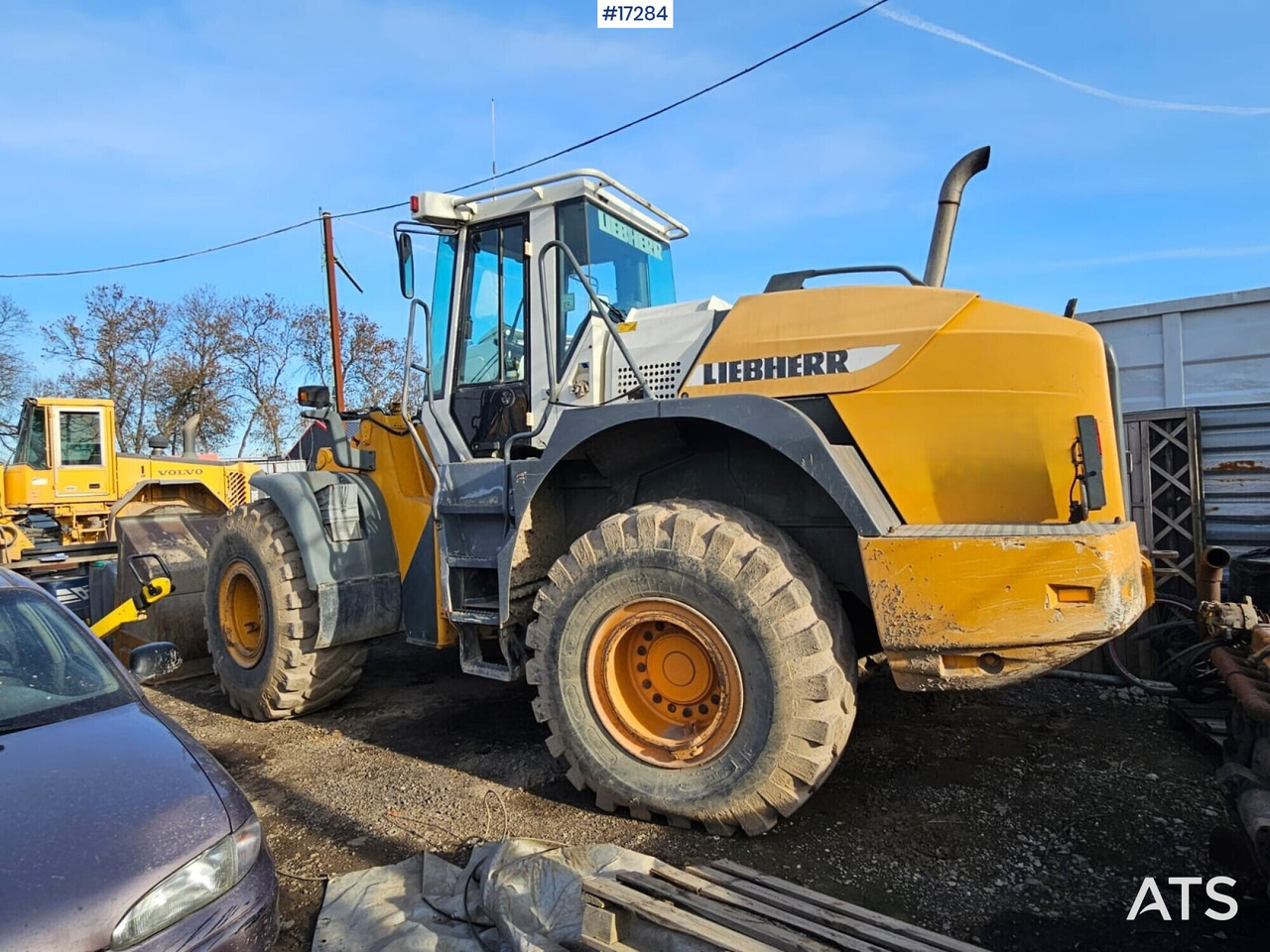 LIEBHERR L554 wheel loader (2005) - Chargeuse sur pneus: photos 4 LIEBHERR L554 wheel loader (2005) - Chargeuse sur pneus: photos 4