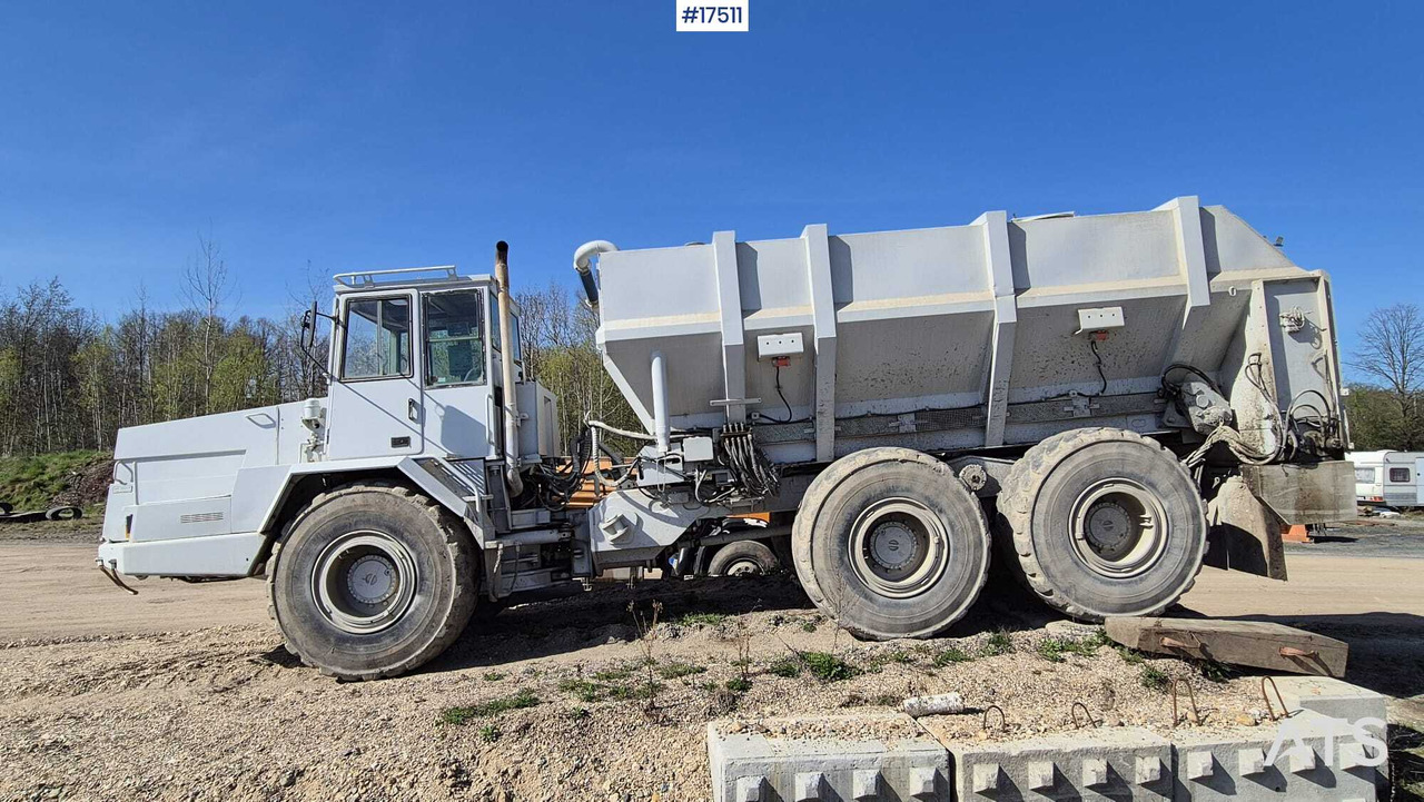 PANIEN PR15 binder spreader on TEREX chassis (2005) - Tombereau articulé: photos 4 PANIEN PR15 binder spreader on TEREX chassis (2005) - Tombereau articulé: photos 4