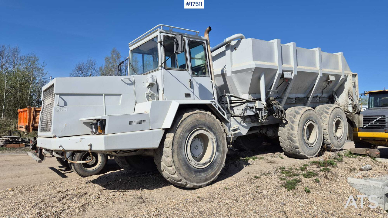 PANIEN PR15 binder spreader on TEREX chassis (2005) - Tombereau articulé: photos 1 PANIEN PR15 binder spreader on TEREX chassis (2005) - Tombereau articulé: photos 1