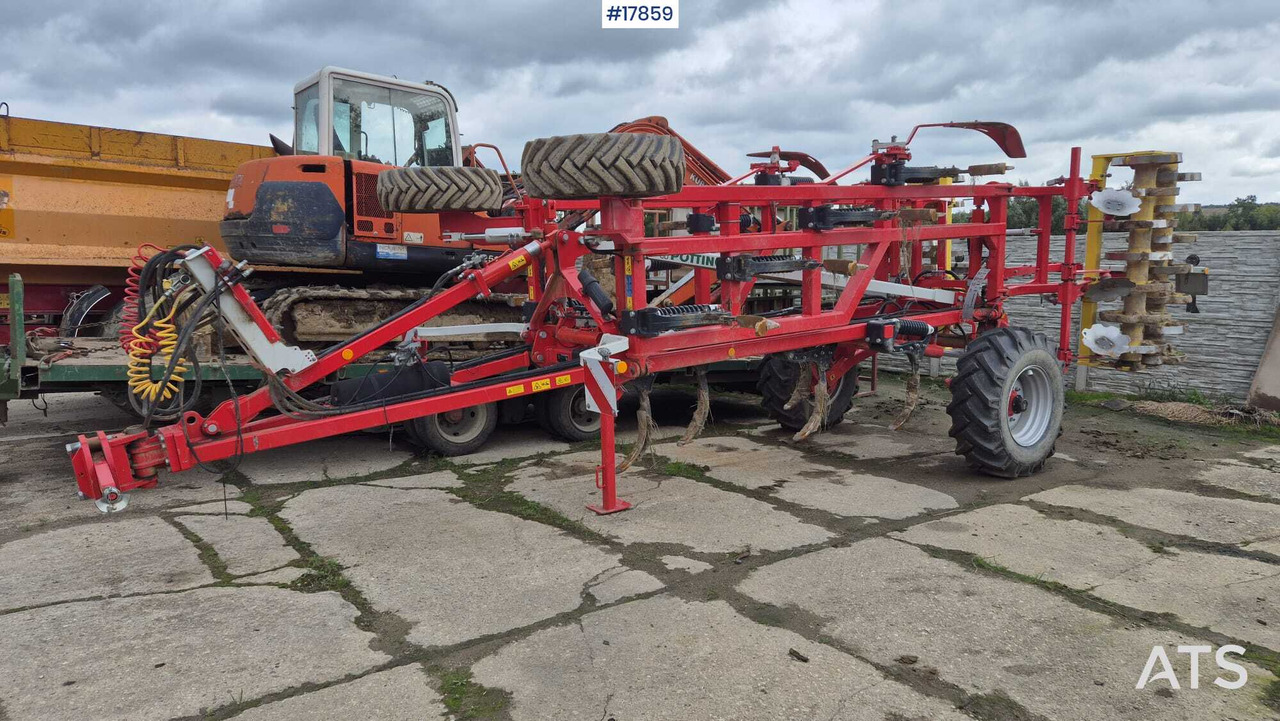 POTTINGER TERRIA 4040 cultivator (2020) - Bineuse: photos 1 POTTINGER TERRIA 4040 cultivator (2020) - Bineuse: photos 1