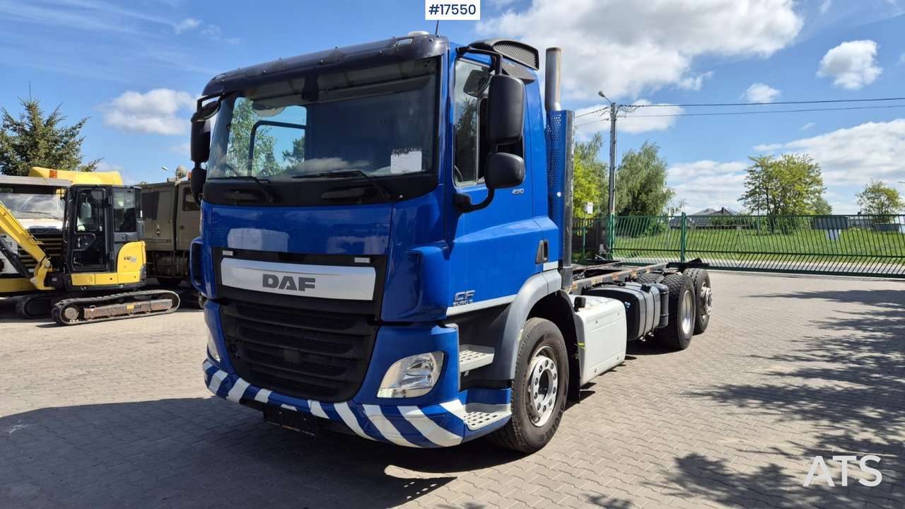 2015 DAF CF 290 EURO 6 - Tracteur routier: photos 1 2015 DAF CF 290 EURO 6 - Tracteur routier: photos 1