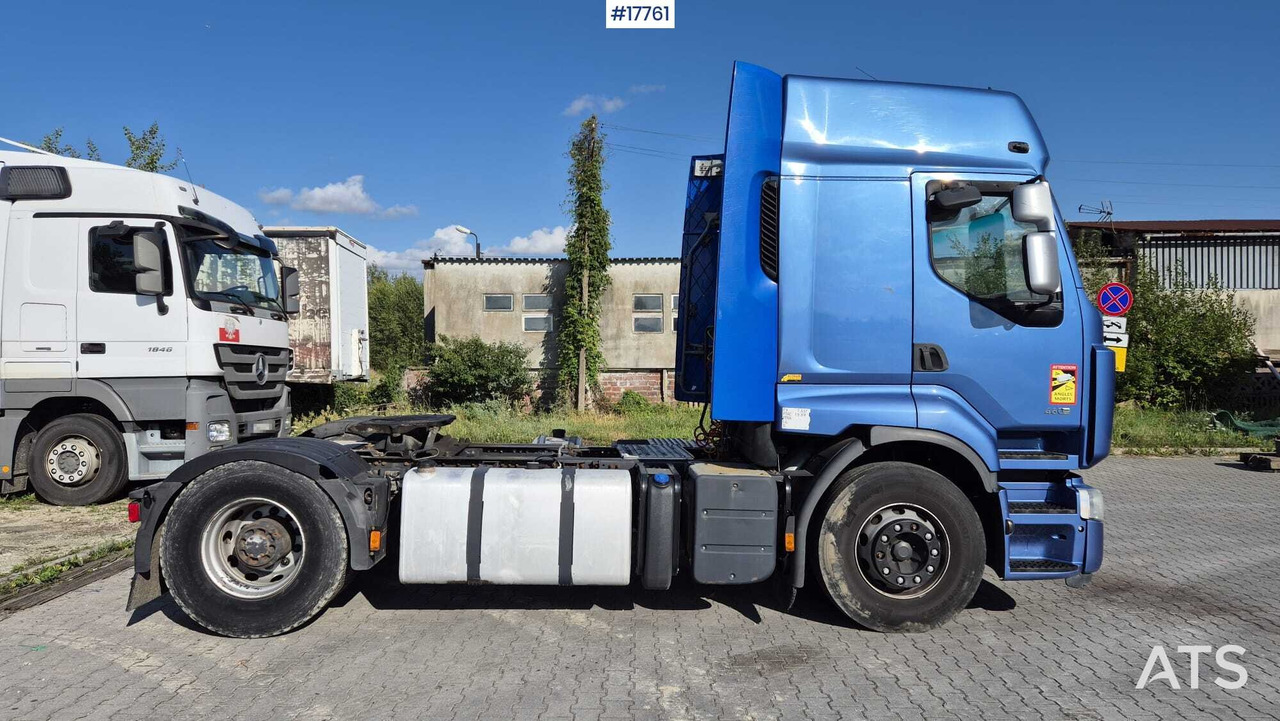 Tractor unit RENAULT PREMIUM 460 (2011) - Tracteur routier: photos 5 Tractor unit RENAULT PREMIUM 460 (2011) - Tracteur routier: photos 5