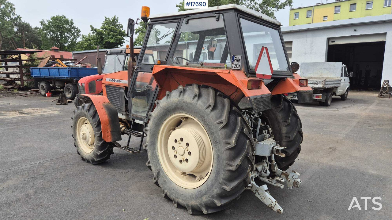 URSUS 914 tractor (1989) - Tracteur agricole: photos 5 URSUS 914 tractor (1989) - Tracteur agricole: photos 5