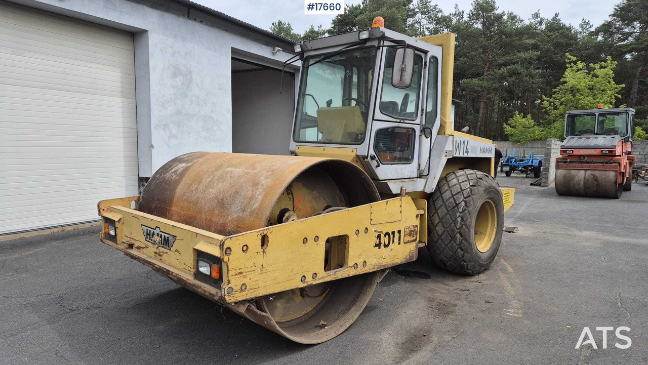 Walec HAMM 4011D (1996) - Compacteur à pieds de mouton/ Monocylindre: photos 3 Walec HAMM 4011D (1996) - Compacteur à pieds de mouton/ Monocylindre: photos 3