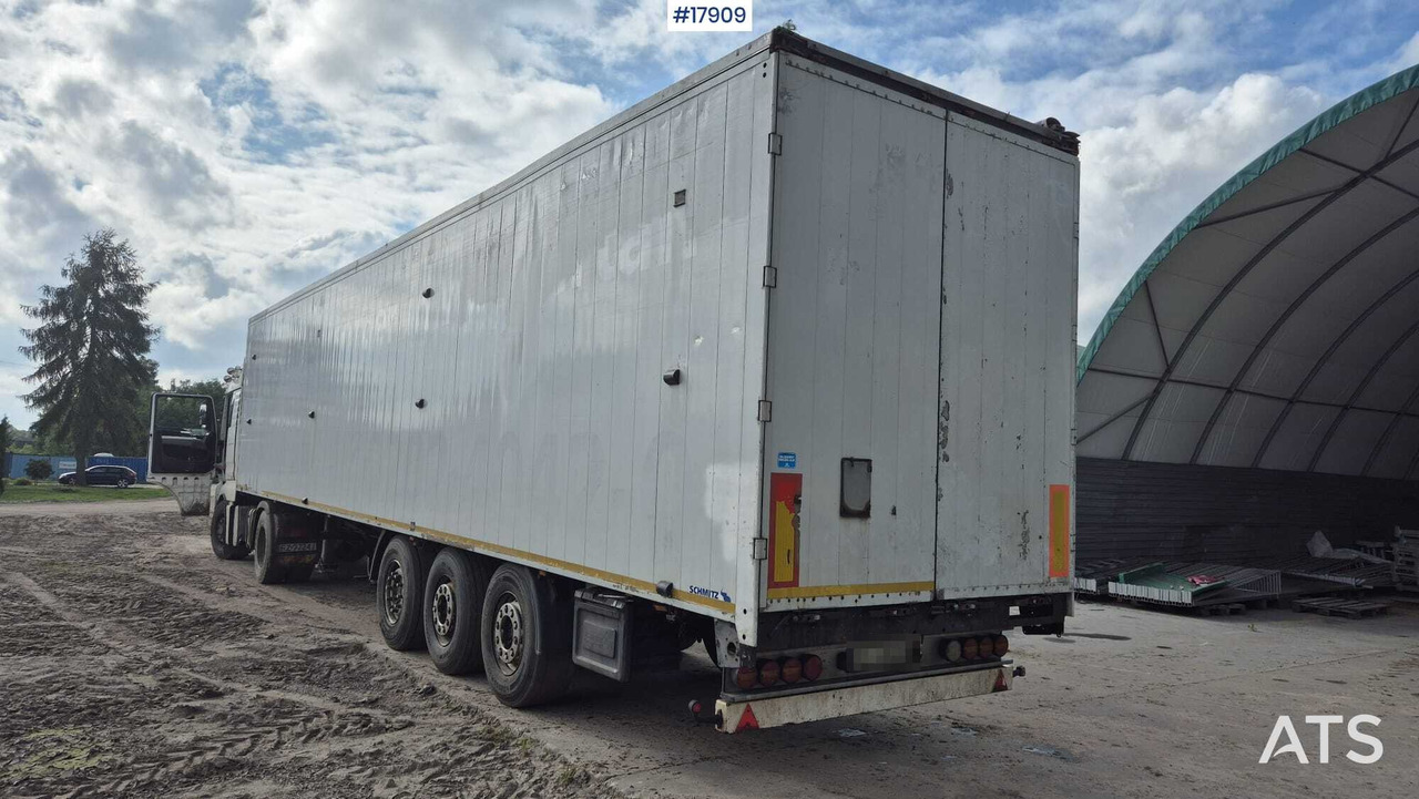 Walking floor trailer SCHMITZ-GOTHA SKI 24 (2009) - Semi-remorque à fond mouvant: photos 1 Walking floor trailer SCHMITZ-GOTHA SKI 24 (2009) - Semi-remorque à fond mouvant: photos 1