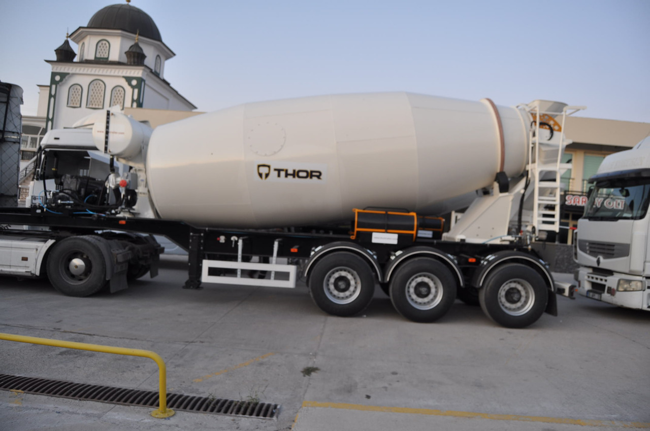 THOR THR-3-MX-15-D - Semi-remorque: photos 5 THOR THR-3-MX-15-D - Semi-remorque: photos 5