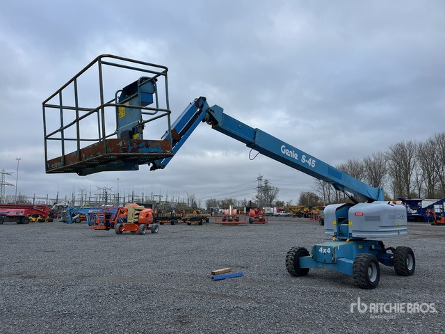 2006 Genie S-45 4WD Diesel Telescopic Boom Lift - Nacelle télescopique: photos 4 2006 Genie S-45 4WD Diesel Telescopic Boom Lift - Nacelle télescopique: photos 4