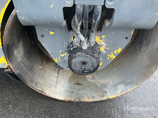2007 Ammann AV23-2 Double Drum Roller - Rouleau compresseur: photos 4 2007 Ammann AV23-2 Double Drum Roller - Rouleau compresseur: photos 4