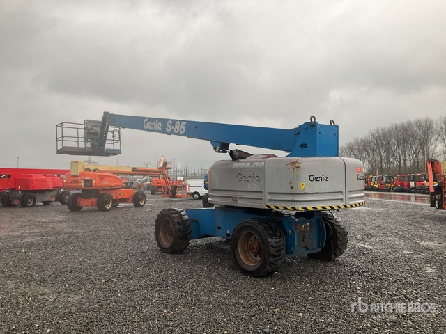 2007 Genie S-85 Diesel Telescopic Boom Lift - Nacelle télescopique: photos 3 2007 Genie S-85 Diesel Telescopic Boom Lift - Nacelle télescopique: photos 3