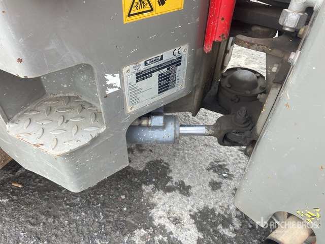 2010 Hamm HD12VV Dubbele trommelwals - Rouleau compresseur: photos 5 2010 Hamm HD12VV Dubbele trommelwals - Rouleau compresseur: photos 5