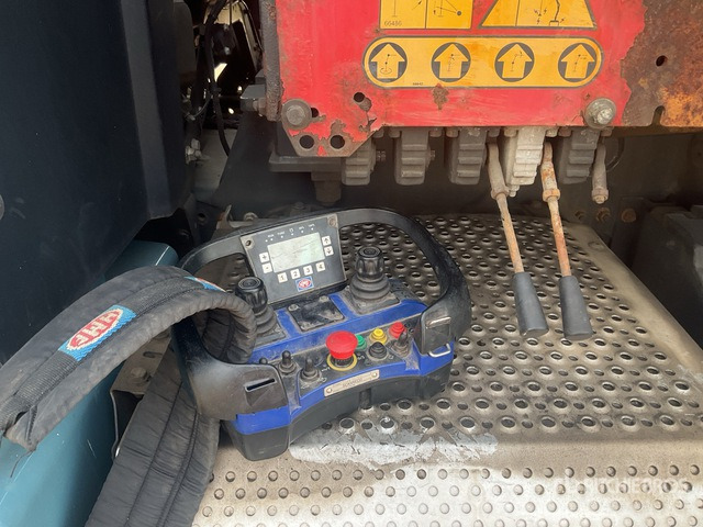 2012 Mercedes-Benz Actros 930.20 2012 HMF 3000-K3 Articulated Bo ... Flatbed Truck with Crane - Camion plateau, Camion grue: photos 4 2012 Mercedes-Benz Actros 930.20 2012 HMF 3000-K3 Articulated Bo ... Flatbed Truck with Crane - Camion plateau, Camion grue: photos 4