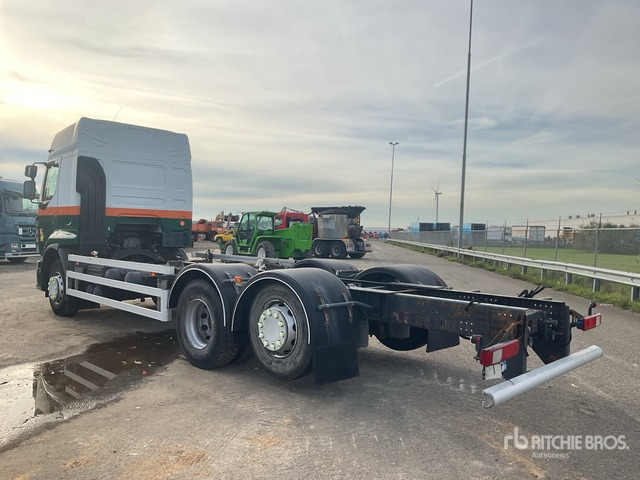 2012 Renault Premium 6x2 Sleeper Cab and Chassis - Châssis cabine: photos 3 2012 Renault Premium 6x2 Sleeper Cab and Chassis - Châssis cabine: photos 3