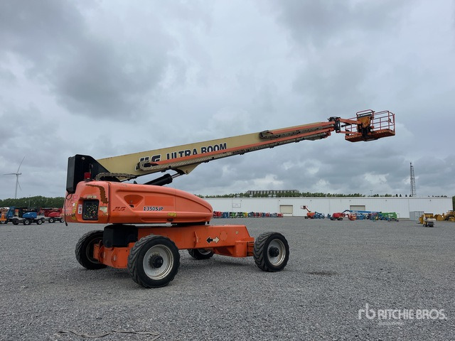 2013 JLG 1350SJP 4WD Diesel Telescopic Boom Lift - Broyeur/ Épareuse: photos 1 2013 JLG 1350SJP 4WD Diesel Telescopic Boom Lift - Broyeur/ Épareuse: photos 1