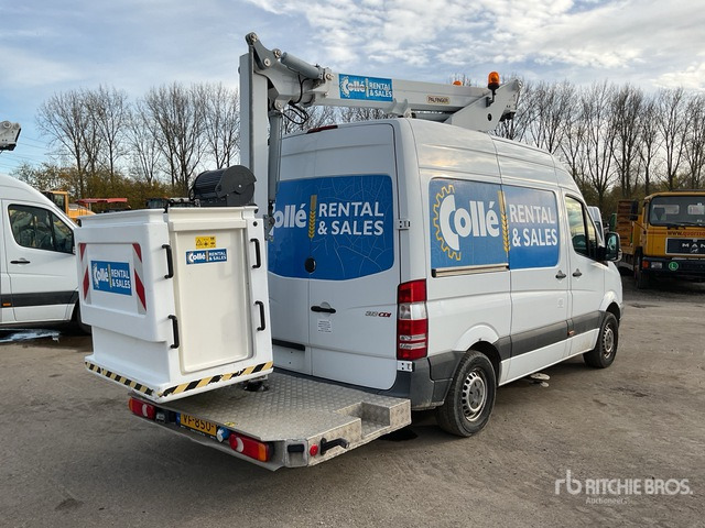 2013 Mercedes-Benz 2013 Danilift P130V Straight Bo ... Boom Truck - Camion avec nacelle: photos 3 2013 Mercedes-Benz 2013 Danilift P130V Straight Bo ... Boom Truck - Camion avec nacelle: photos 3