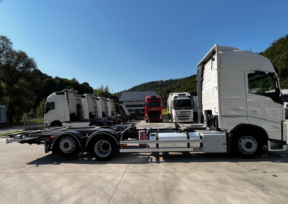 Volvo FH500 BDF 6x2 // Dolny zaczep // Euro 6 motor ! // New Face // XXL Cab // - Châssis cabine: photos 4 Volvo FH500 BDF 6x2 // Dolny zaczep // Euro 6 motor ! // New Face // XXL Cab // - Châssis cabine: photos 4