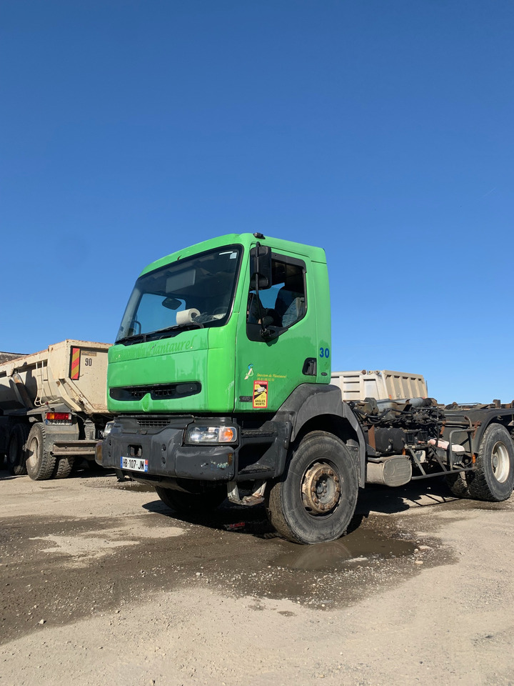 RENAULT KERAX 420 CDI - Camion ampliroll: photos 2 RENAULT KERAX 420 CDI - Camion ampliroll: photos 2