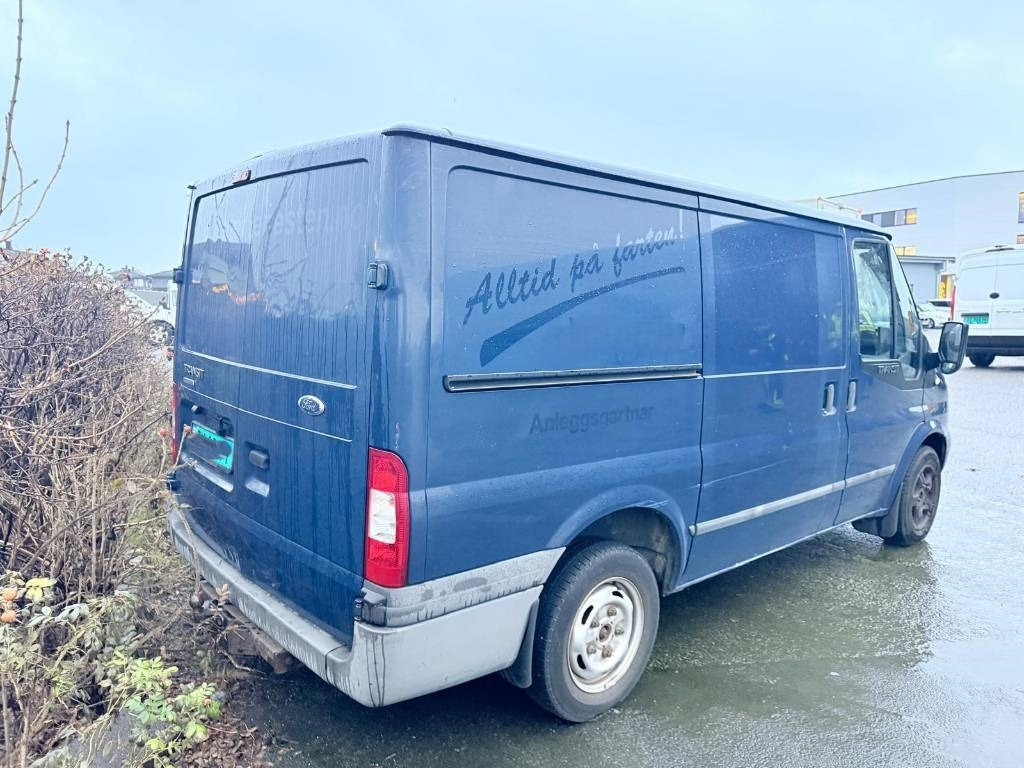 Ford Transit - Fourgon utilitaire: photos 3 Ford Transit - Fourgon utilitaire: photos 3