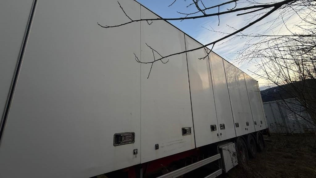 HFR SL 24 Carrier Vector 1850 Bussbygg Thermomax - Semi-remorque frigorifique: photos 5 HFR SL 24 Carrier Vector 1850 Bussbygg Thermomax - Semi-remorque frigorifique: photos 5