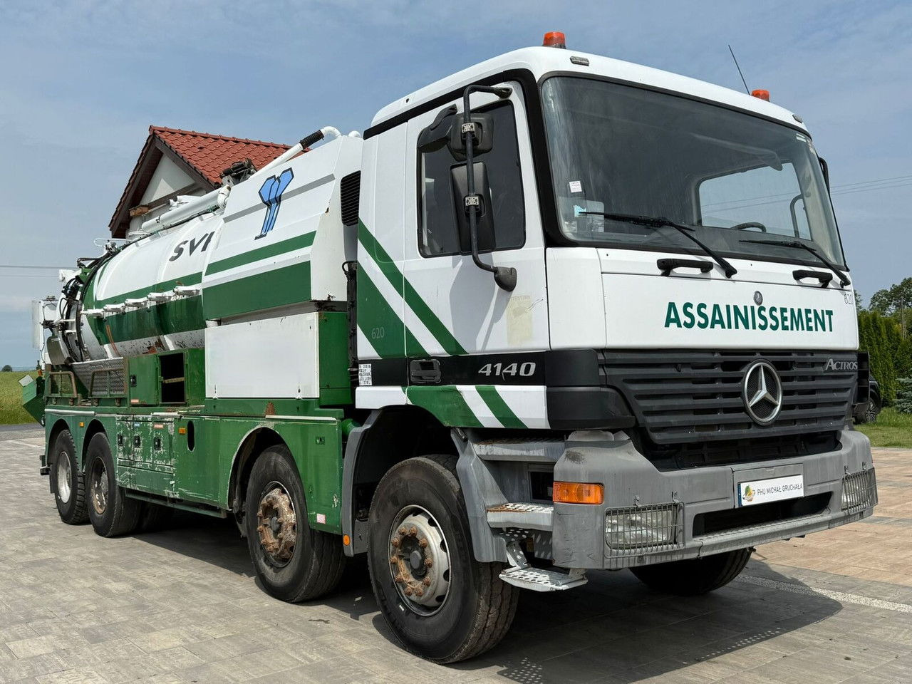 Mercedes-Benz Actros 4140 8x4 Wóz Asenizacyjny Beczkowóz 16500 Litrów - Camion vidangeur: photos 1 Mercedes-Benz Actros 4140 8x4 Wóz Asenizacyjny Beczkowóz 16500 Litrów - Camion vidangeur: photos 1