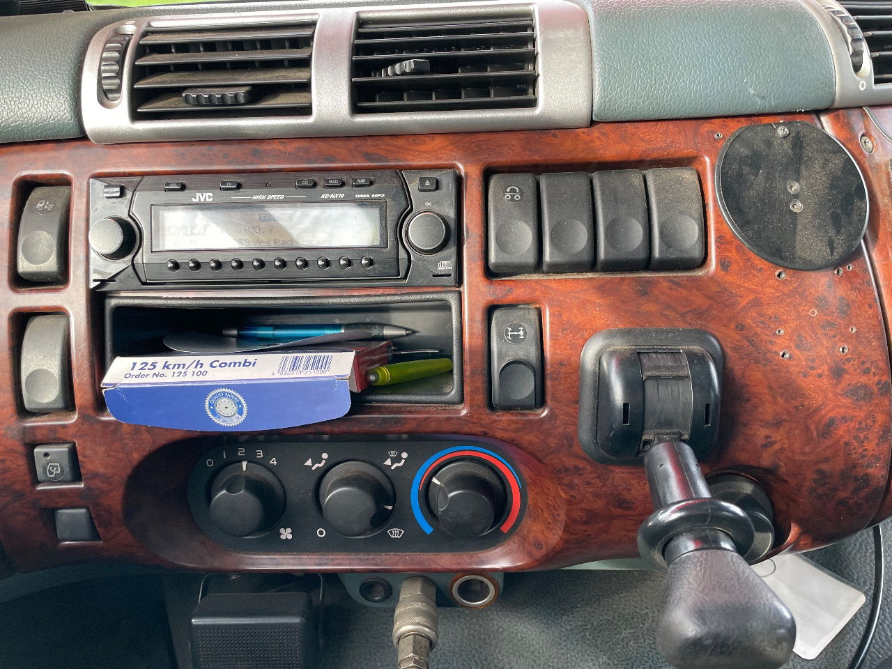 Camion plateau, Camion grue DAF CF 75.310 With Palfinger PK20002 crane: photos 15