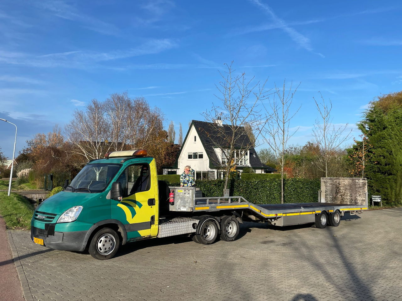 Iveco Daily 35C18 - Tracteur routier BE, Semi-remorque porte-voitures: photos 4 Iveco Daily 35C18 - Tracteur routier BE, Semi-remorque porte-voitures: photos 4