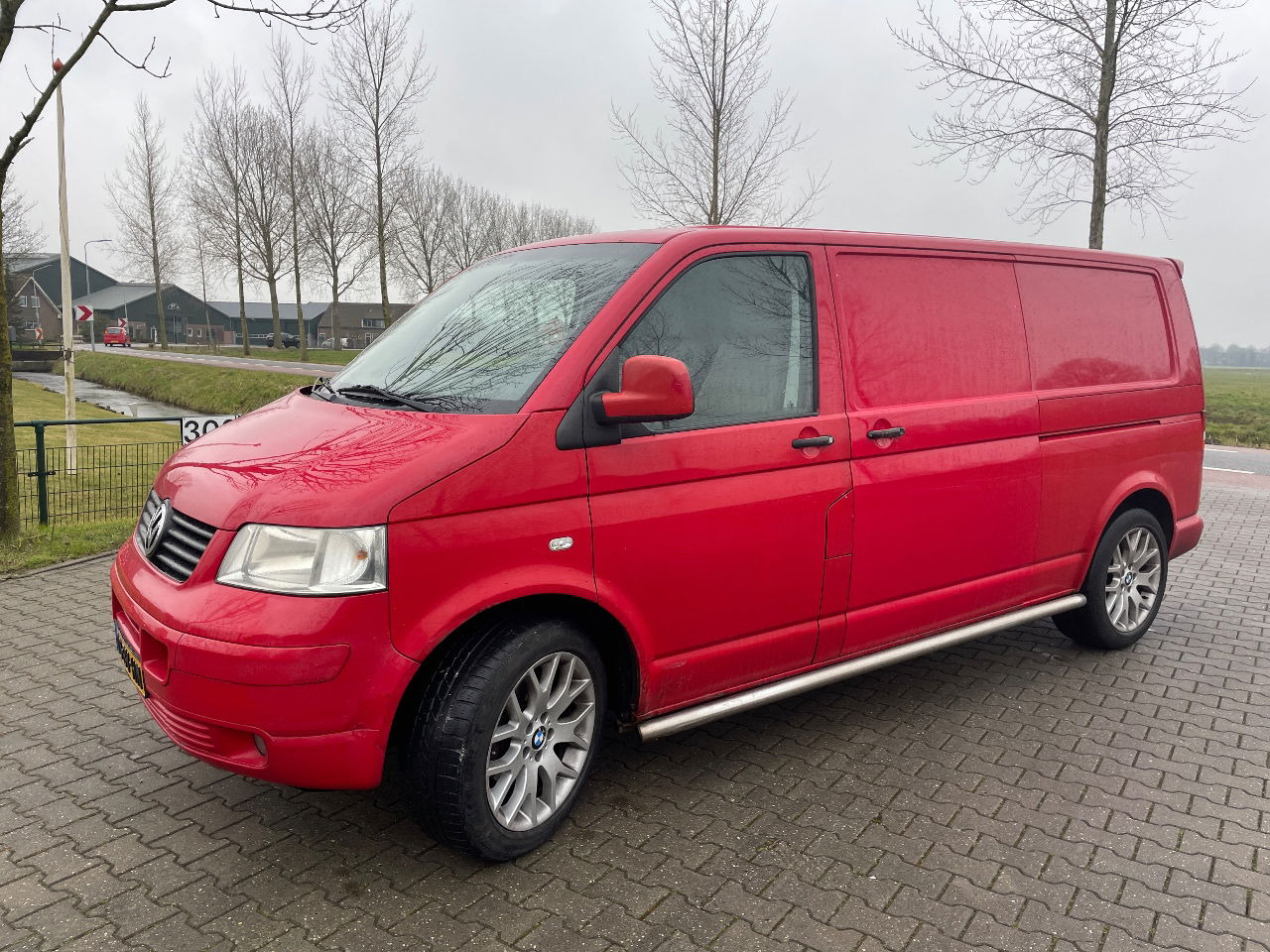 Volkswagen Transporter t5 2.5 L2 dubbele schuifdeur - Fourgonnette: photos 2 Volkswagen Transporter t5 2.5 L2 dubbele schuifdeur - Fourgonnette: photos 2