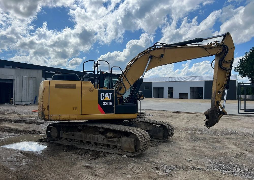 Caterpillar 320 EL - Pelle sur chenille: photos 5 Caterpillar 320 EL - Pelle sur chenille: photos 5