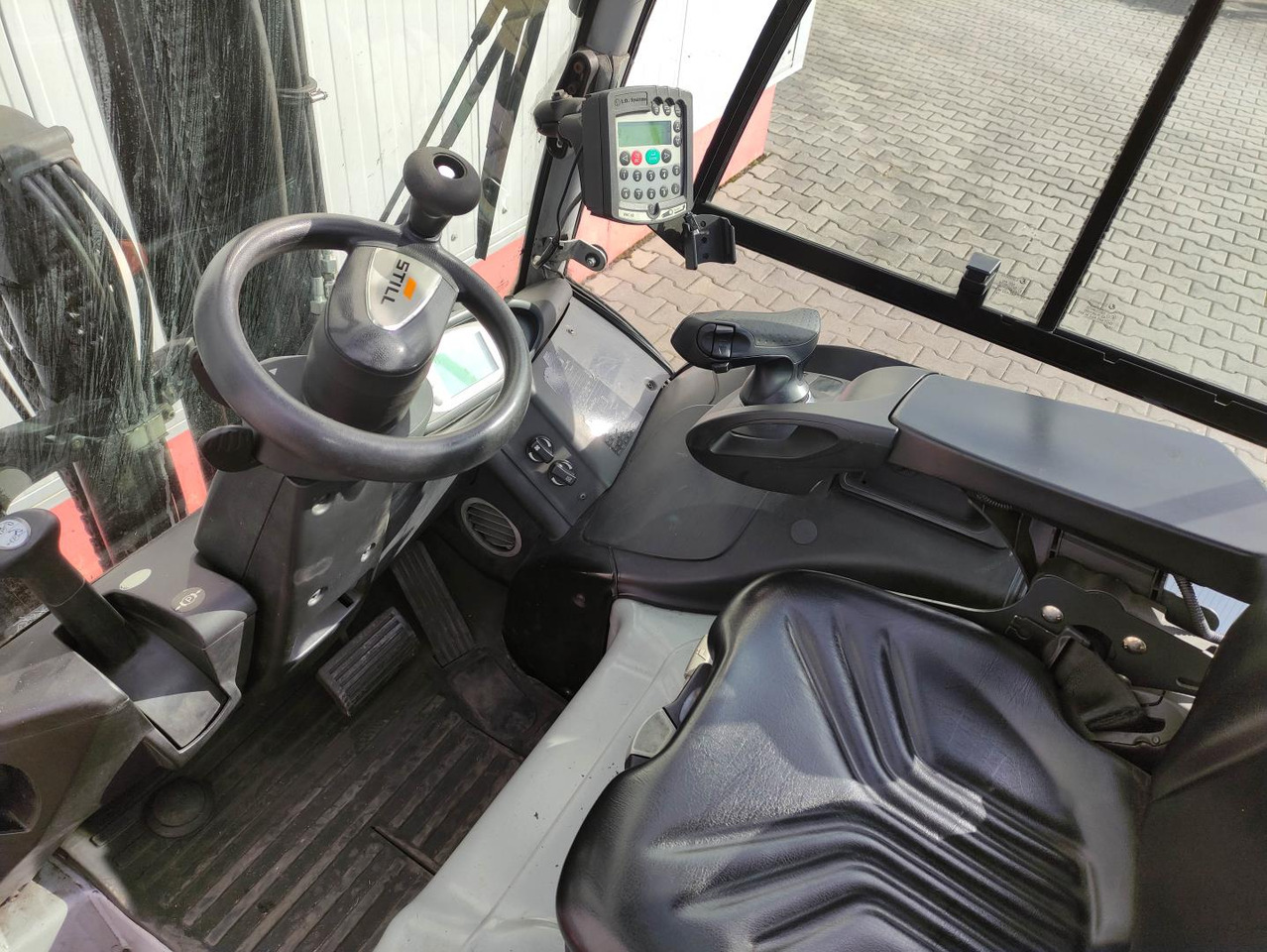 Still RX60-35 - Chariot élévateur électrique: photos 5 Still RX60-35 - Chariot élévateur électrique: photos 5