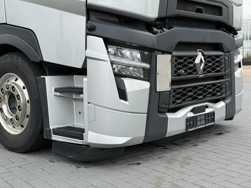 Renault T520 HIGH EVOLUTION, PTO PREP, DYN. STEERING, VOLLUCHT, 3.20WB, ALCOA, RETARDER, PARK COOL. - Tracteur routier: photos 4 Renault T520 HIGH EVOLUTION, PTO PREP, DYN. STEERING, VOLLUCHT, 3.20WB, ALCOA, RETARDER, PARK COOL. - Tracteur routier: photos 4