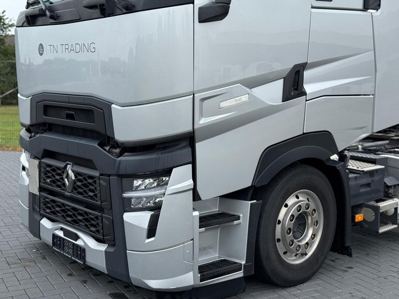 Renault T520 HIGH EVOLUTION, PTO PREP, DYN. STEERING, VOLLUCHT, 3.20WB, ALCOA, RETARDER, PARK COOL. - Tracteur routier: photos 5 Renault T520 HIGH EVOLUTION, PTO PREP, DYN. STEERING, VOLLUCHT, 3.20WB, ALCOA, RETARDER, PARK COOL. - Tracteur routier: photos 5