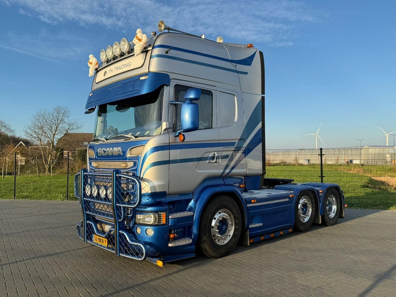 Scania R450 SHOW TRUCK, FULL AIR, SPECIAL INTERIOR, RETARDER, PTO. - Tracteur routier: photos 3 Scania R450 SHOW TRUCK, FULL AIR, SPECIAL INTERIOR, RETARDER, PTO. - Tracteur routier: photos 3