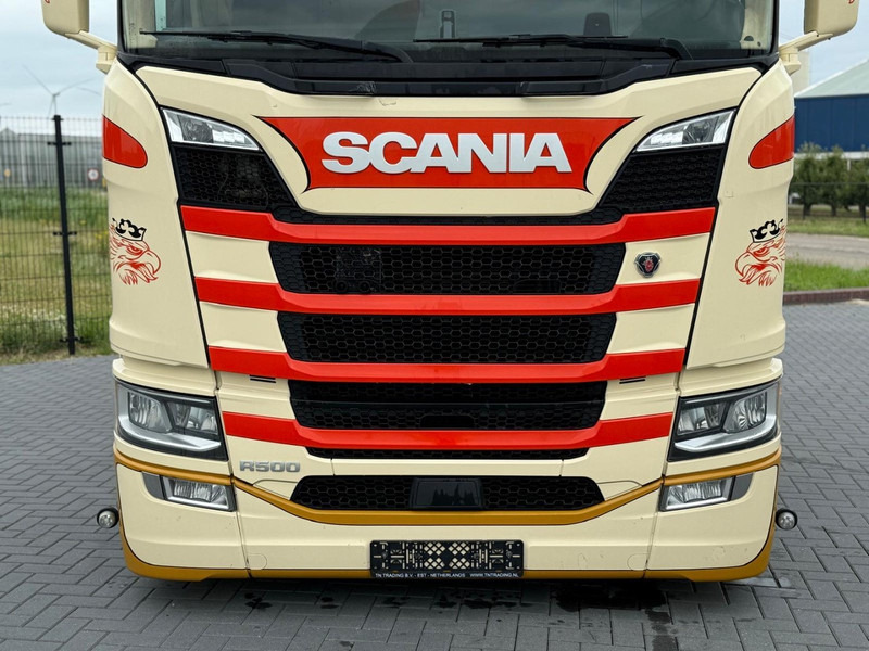 Scania R500 2.95 WB, VOLLUCHT, PTO VOORBEREID, LEER, INTERIEUR. - Tracteur routier: photos 3 Scania R500 2.95 WB, VOLLUCHT, PTO VOORBEREID, LEER, INTERIEUR. - Tracteur routier: photos 3