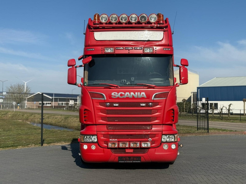 Scania R560 V8 RETARDER, FULL SPOILER, STEEL/AIR, LEATHER, 2 TANKS. - Tracteur routier: photos 2 Scania R560 V8 RETARDER, FULL SPOILER, STEEL/AIR, LEATHER, 2 TANKS. - Tracteur routier: photos 2