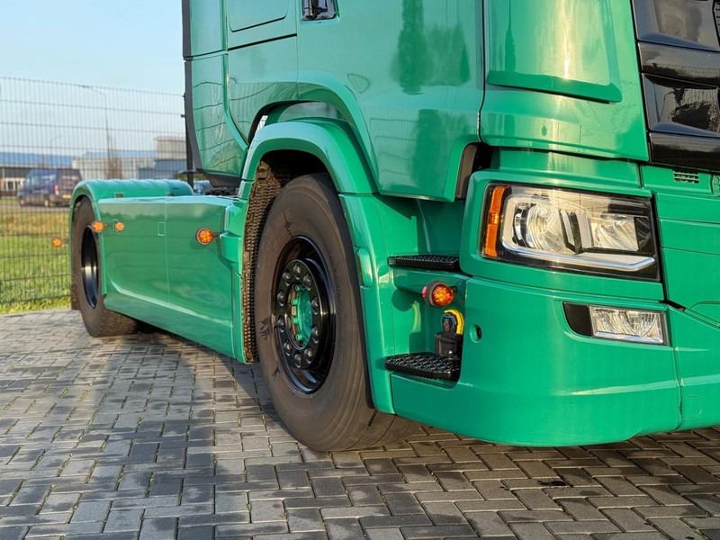 Scania S450 LEATHER, NEW CONDITION, RETARDER, LOW MILEAGE. - Tracteur routier: photos 5 Scania S450 LEATHER, NEW CONDITION, RETARDER, LOW MILEAGE. - Tracteur routier: photos 5