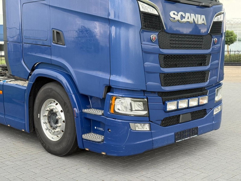 Scania S500 RETARDER, PARK COOL, LEER, 2 TANKS. - Tracteur routier: photos 5 Scania S500 RETARDER, PARK COOL, LEER, 2 TANKS. - Tracteur routier: photos 5