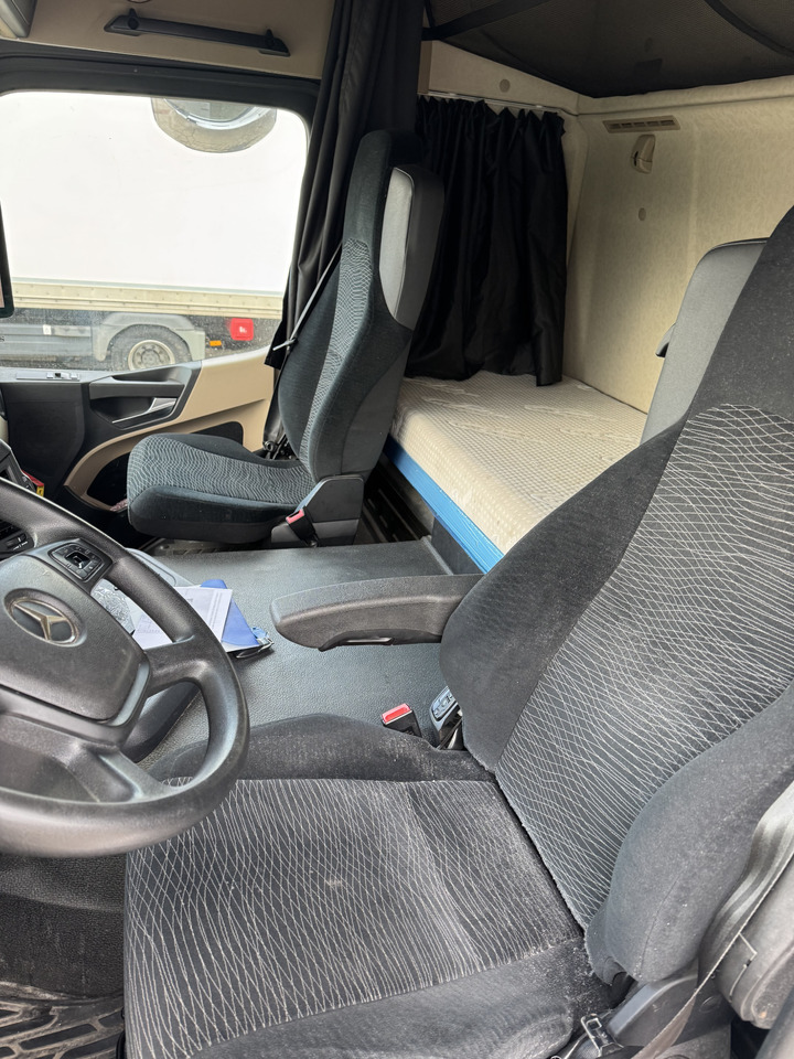 Camion à rideaux coulissants MERCEDES-BENZ Actros: photos 7