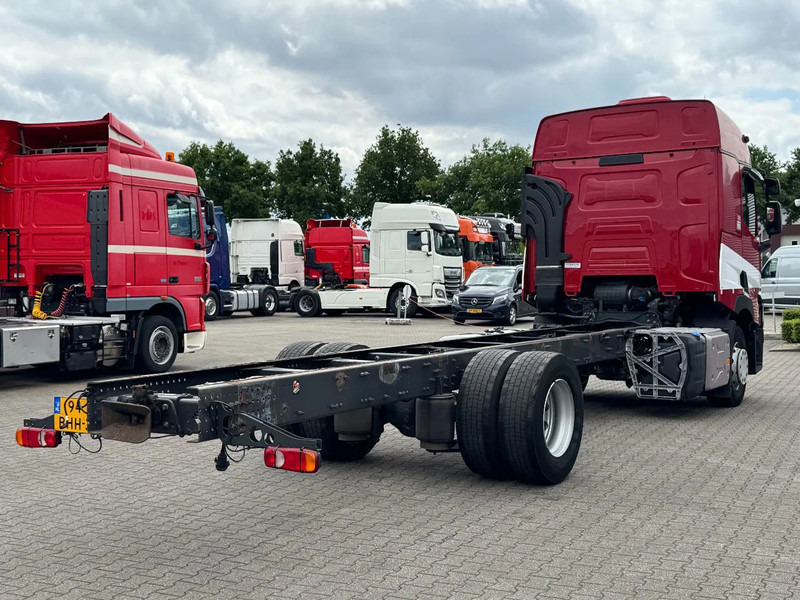 Renault T380 Comfort 4x2 Chassis / Euro 6 *NL-Truck* - Châssis cabine: photos 3 Renault T380 Comfort 4x2 Chassis / Euro 6 *NL-Truck* - Châssis cabine: photos 3