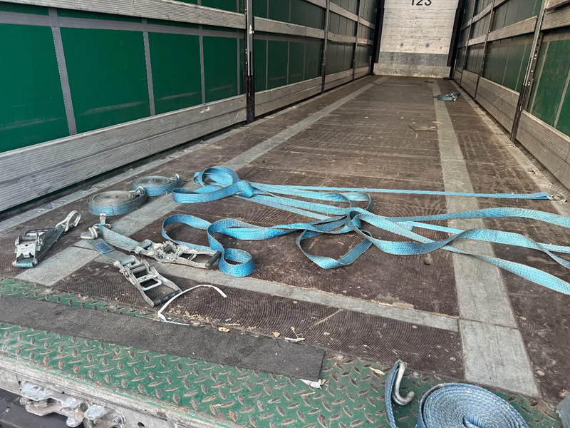 Schmitz Cargobull Schuifzeil -Dak / Coil 9mtr / Rotos DISC / Apk! - Semi-remorque rideaux coulissants: photos 5 Schmitz Cargobull Schuifzeil -Dak / Coil 9mtr / Rotos DISC / Apk! - Semi-remorque rideaux coulissants: photos 5